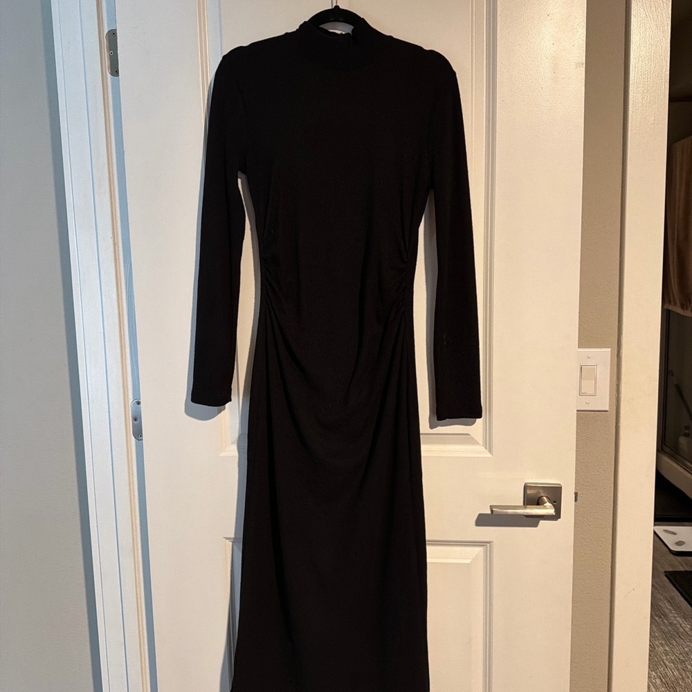 Zara Classic Black Long Sleeve Ruched Midi Dress